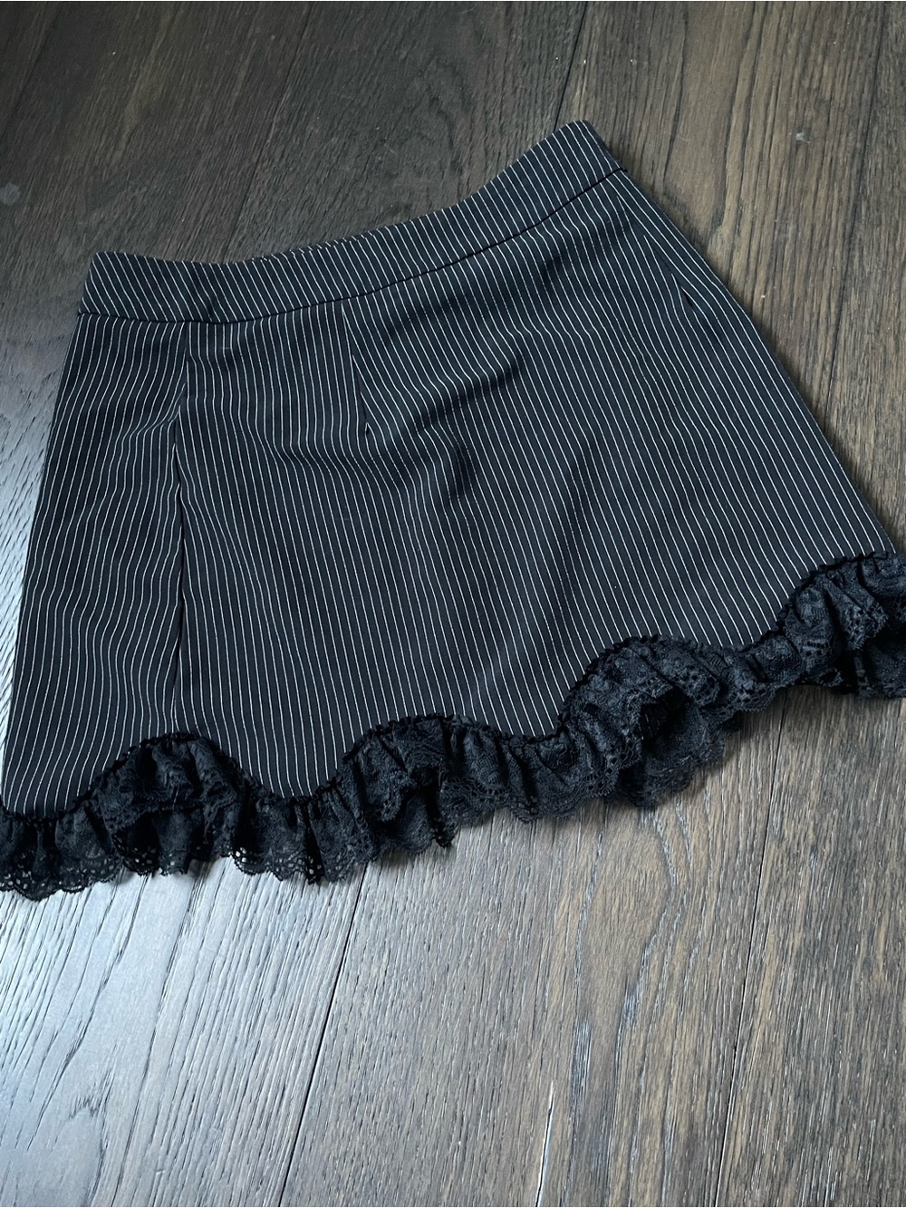 Y2K Black Pinstripe Lace-Hem Mini Skirt - Picture 3 of 4